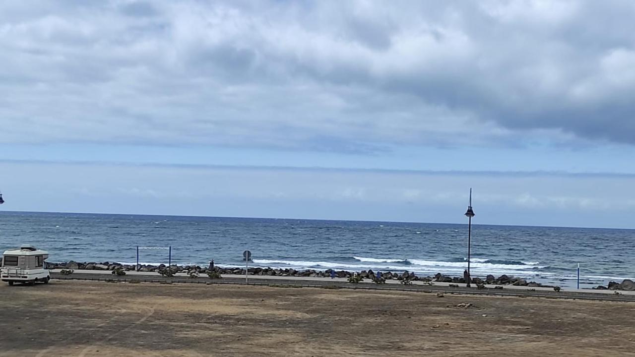 Bienvenue Appart Lumineux Avec Ascenseur Et Vue Sur La Mer Коралео Екстериор снимка